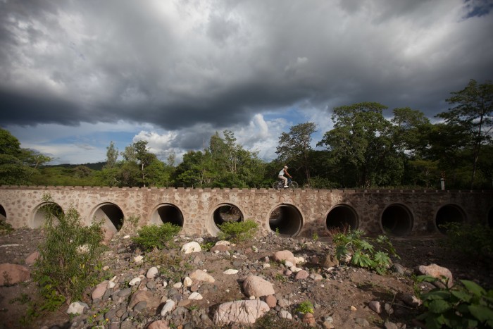 A bridge near Pueblo Nuevo in northern Nicaragua, that no water has passed under for months. The rains just didn't come. In wide areas across El Salvador, Honduras and Nicaragua, harvests have been completely destroyed by the drought causing enormous hardship for many thousands of poor subsistence farming families. The drought in this area is believed to be an effect of climate change. Photo: Sean Hawkey